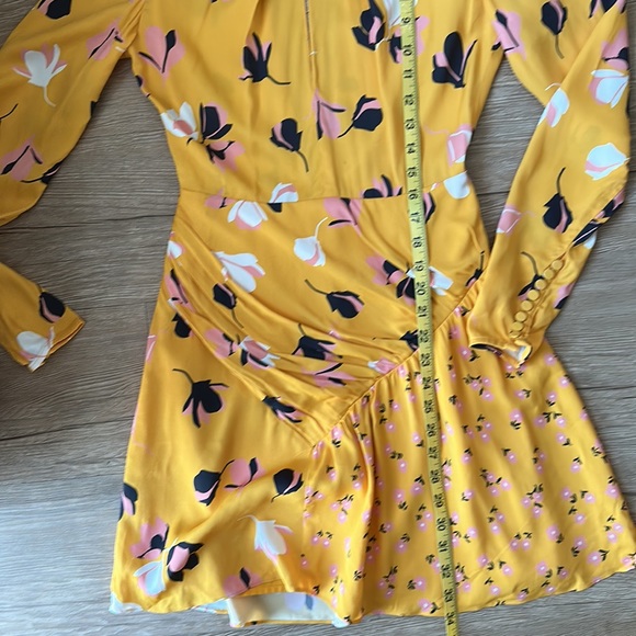 Taylor Swift Self-Portrait Yellow Floral Print Mini Dress - Picture 12 of 14